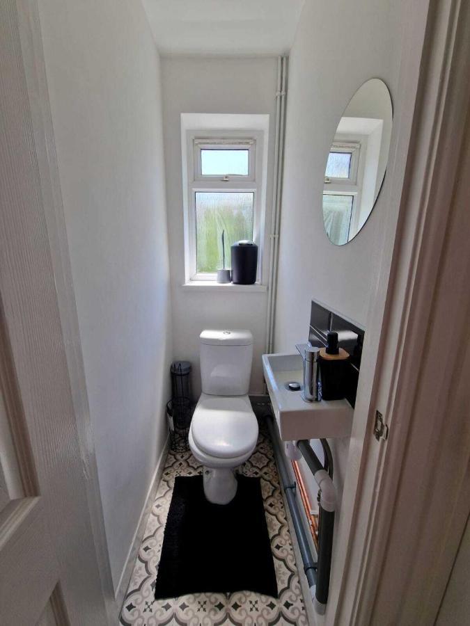 Cyfarthfa House Hotel Кардиф Екстериор снимка